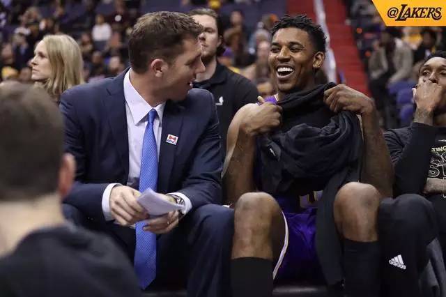 焦在三点 焦在三点