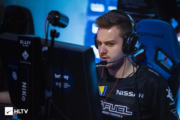 任何松懈都 任何松懈都